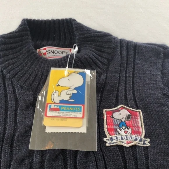 ✨Host✨pic Snoopy vintage sweater NWT peanuts. kids Sz 78 cm - Picture 16 of 16